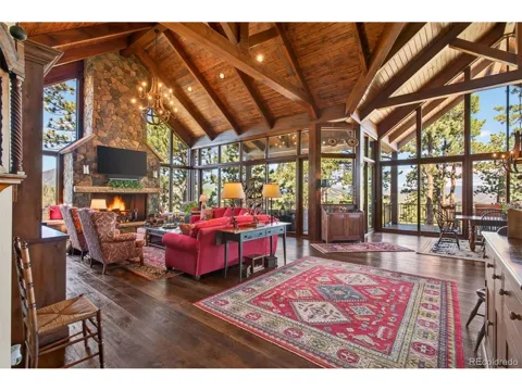 1028 Blue Grass Trail