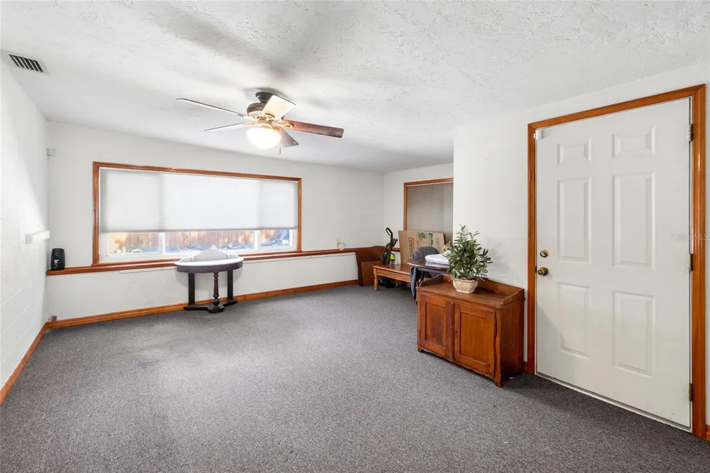 3000 PONCE DE LEON WAY S St Petersburg, FL 33712