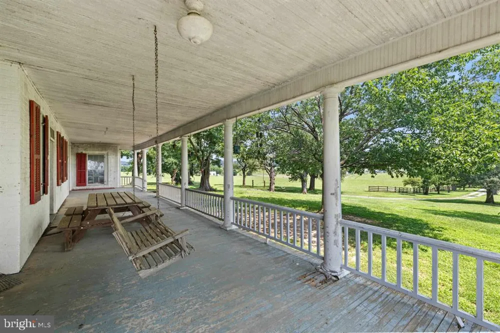 4381 US HIGHWAY 340 Luray, VA 22835