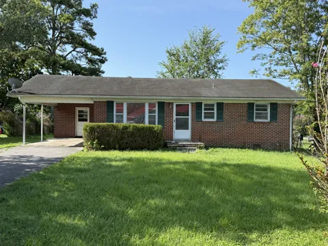 203 Greenbriar St