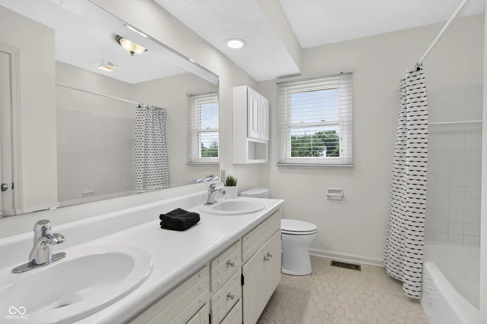 759 Johnson Drive Carmel, IN 46033