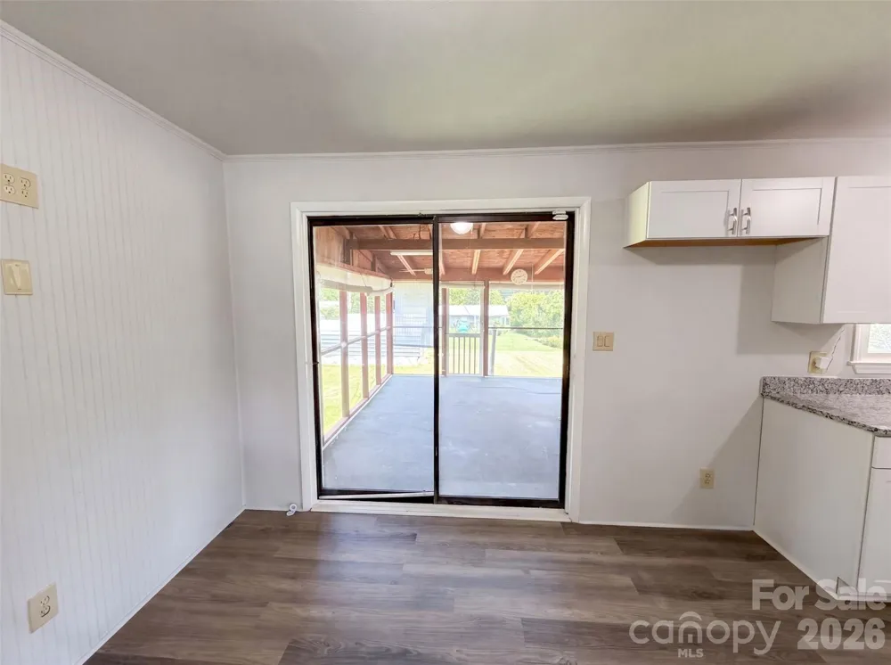 310 W Indiana Avenue Bessemer City, NC 28016