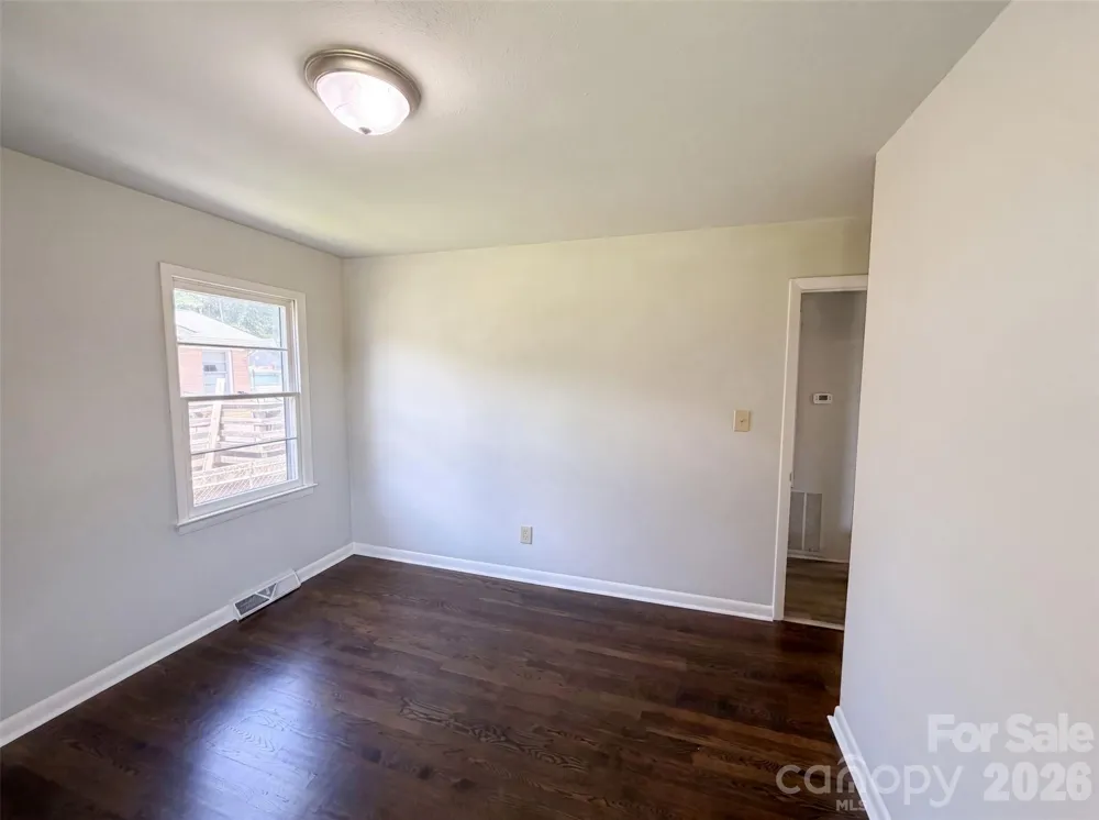 310 W Indiana Avenue Bessemer City, NC 28016