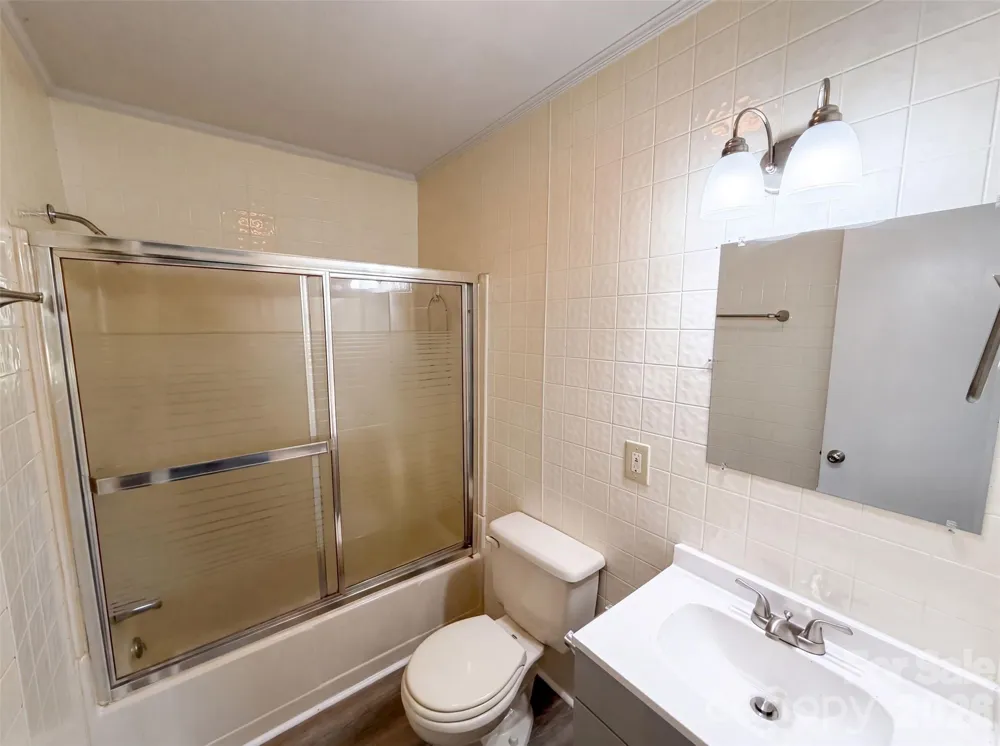 310 W Indiana Avenue Bessemer City, NC 28016