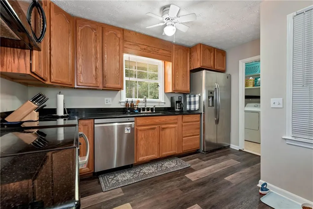 1847 Oak Ridge Lane Lawrenceville, GA 30044