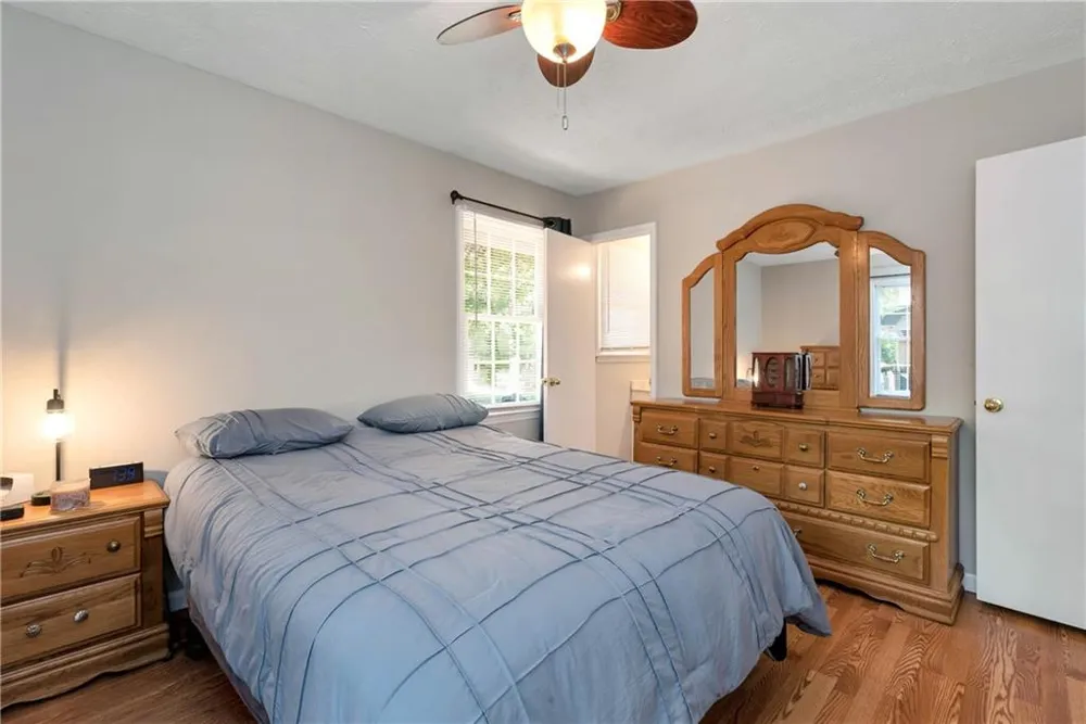 1847 Oak Ridge Lane Lawrenceville, GA 30044