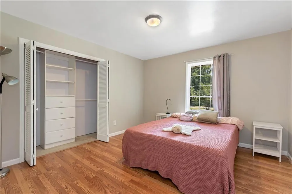 1847 Oak Ridge Lane Lawrenceville, GA 30044