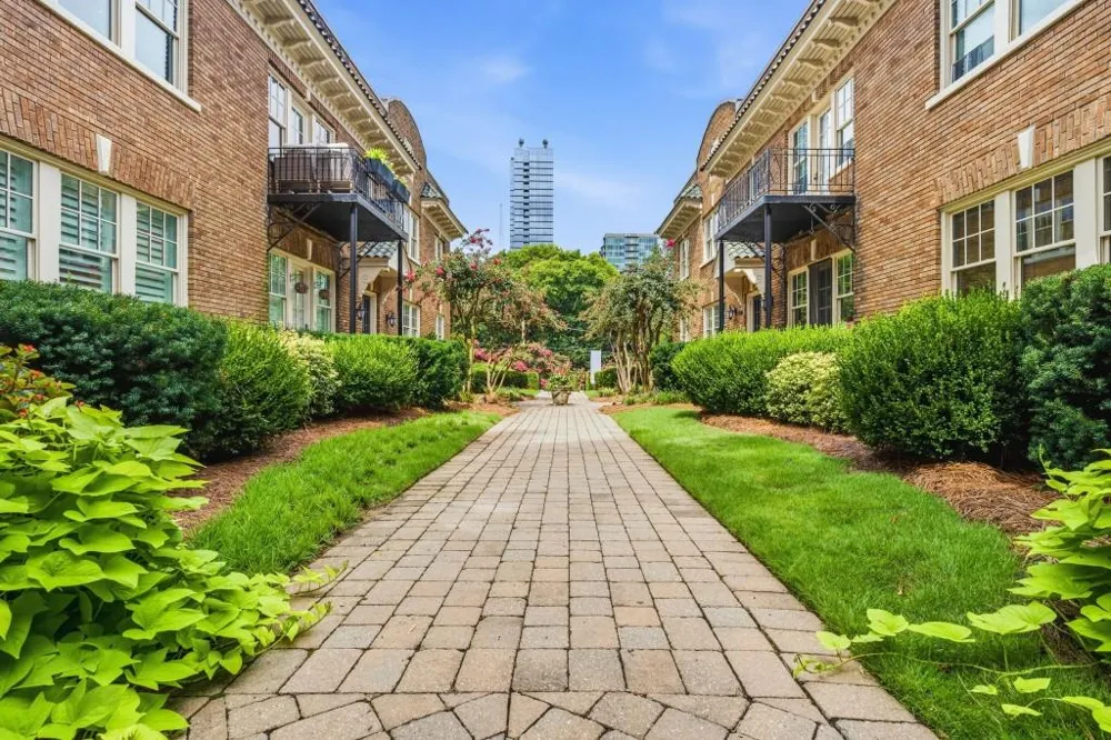 907 Piedmont Avenue #4 Atlanta, GA 30309
