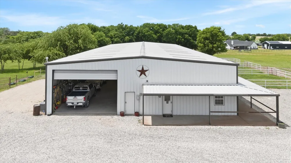 14705 County Road 545 Nevada, TX 75173
