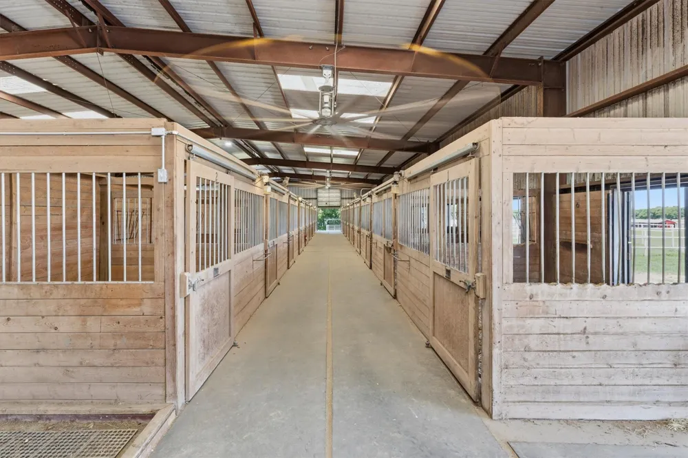 14705 County Road 545 Nevada, TX 75173