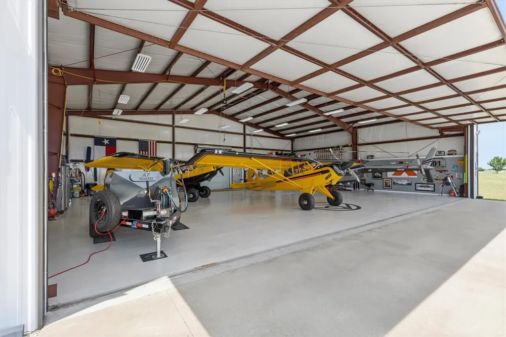 14705 County Road 545 Nevada, TX 75173