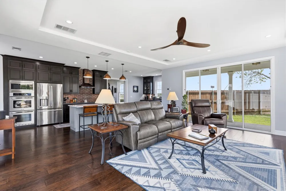 14705 County Road 545 Nevada, TX 75173
