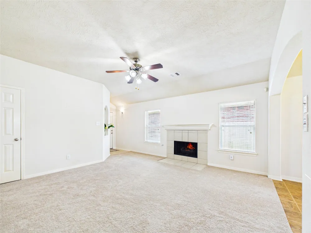 806 Rocky Rose Court La Marque, TX 77568