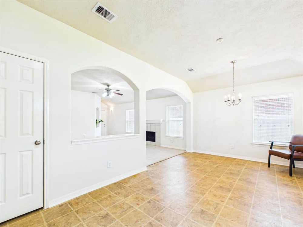 806 Rocky Rose Court La Marque, TX 77568