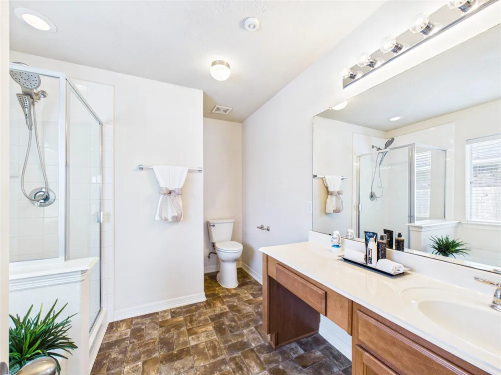 806 Rocky Rose Court La Marque, TX 77568