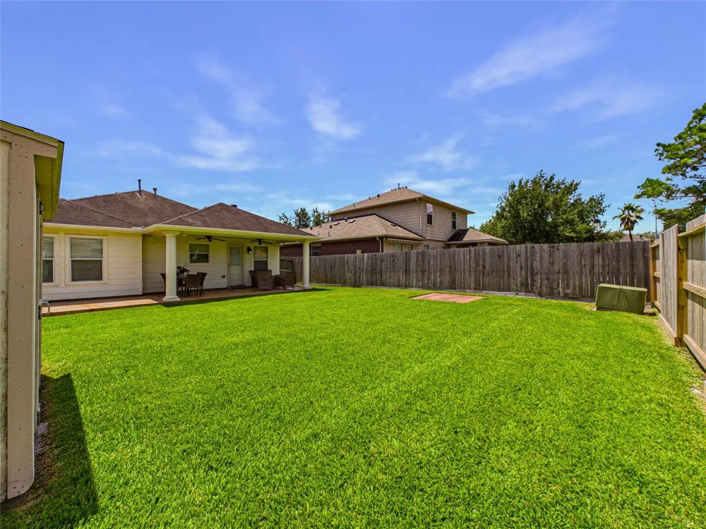 806 Rocky Rose Court La Marque, TX 77568
