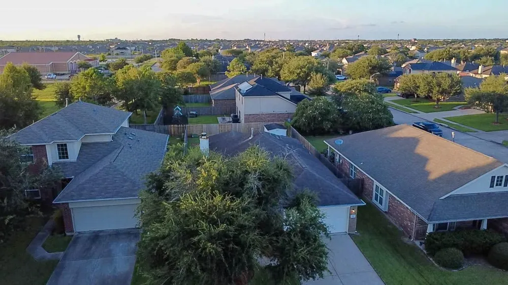 806 Rocky Rose Court La Marque, TX 77568
