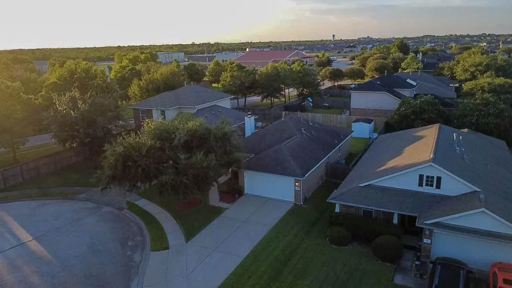 806 Rocky Rose Court La Marque, TX 77568