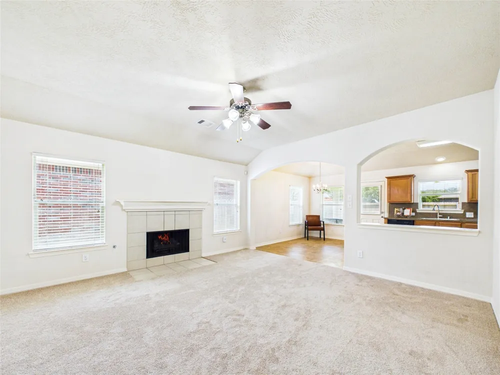 806 Rocky Rose Court La Marque, TX 77568
