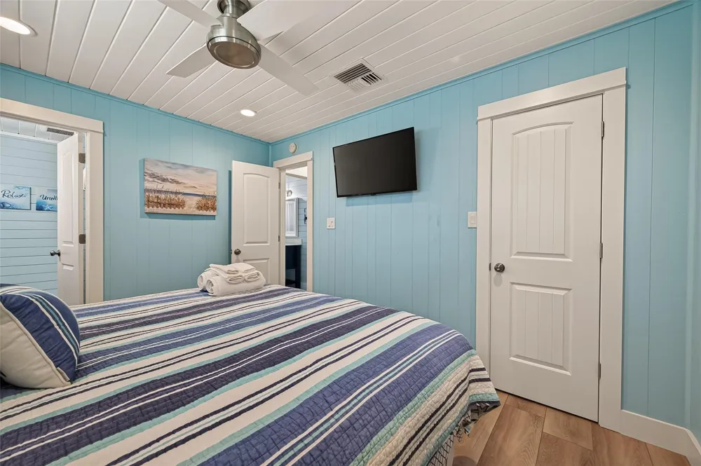 21818 Matagorda Drive Galveston, TX 77554