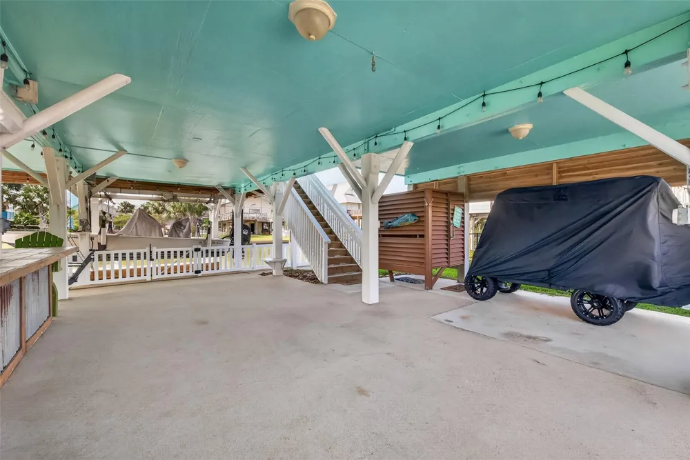 21818 Matagorda Drive Galveston, TX 77554