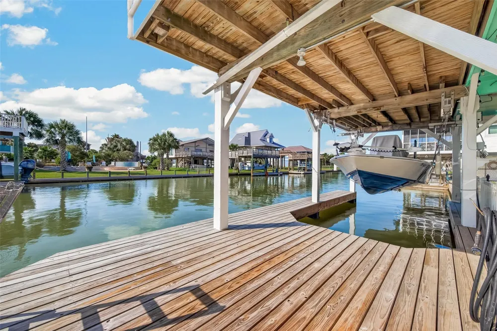 21818 Matagorda Drive Galveston, TX 77554