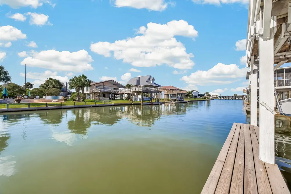21818 Matagorda Drive Galveston, TX 77554