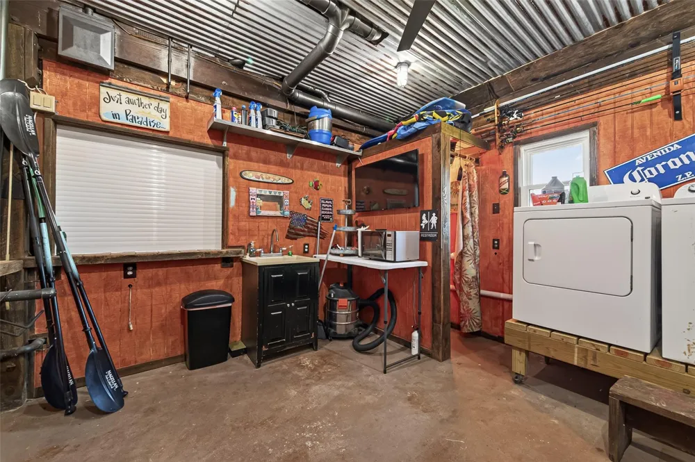21818 Matagorda Drive Galveston, TX 77554