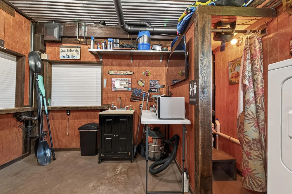 21818 Matagorda Drive Galveston, TX 77554