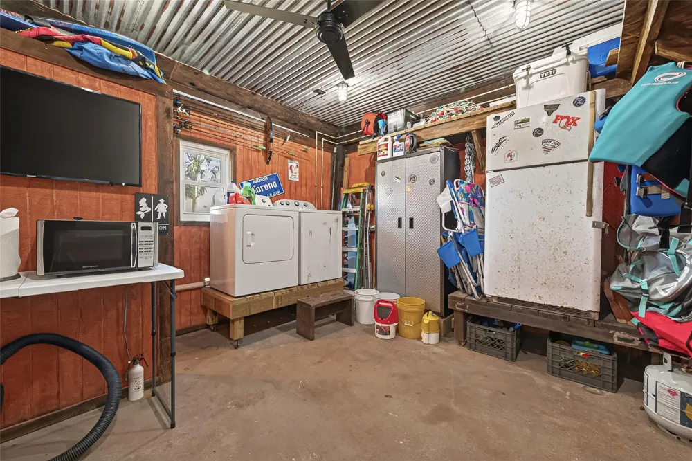 21818 Matagorda Drive Galveston, TX 77554