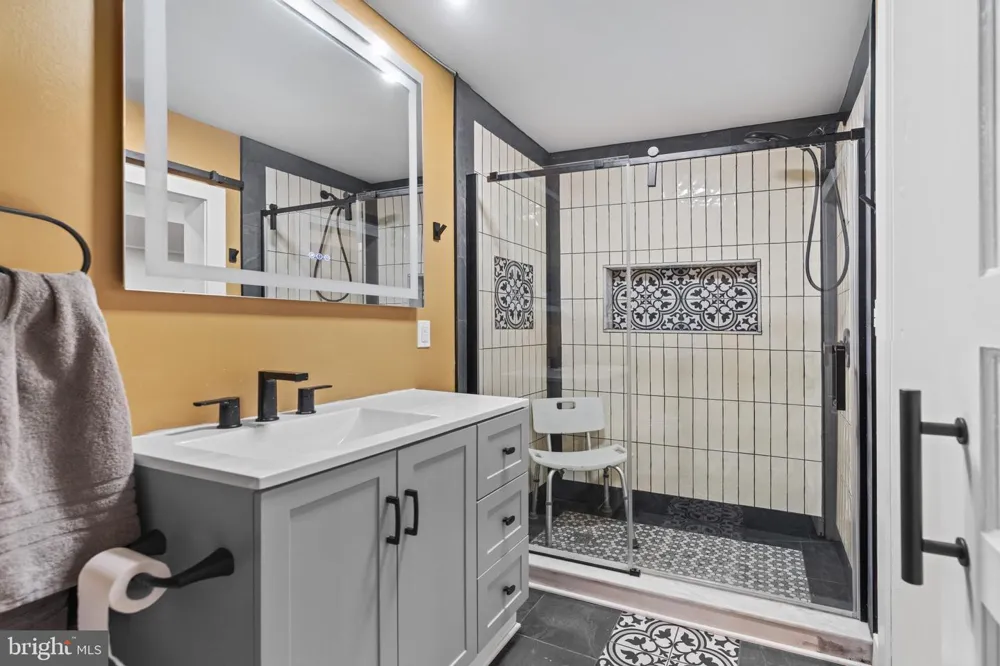 1051 SQUARE DRIVE #3 Phoenixville, PA 19460