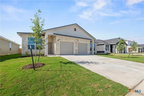 3802 Sugar Hackberry Trail