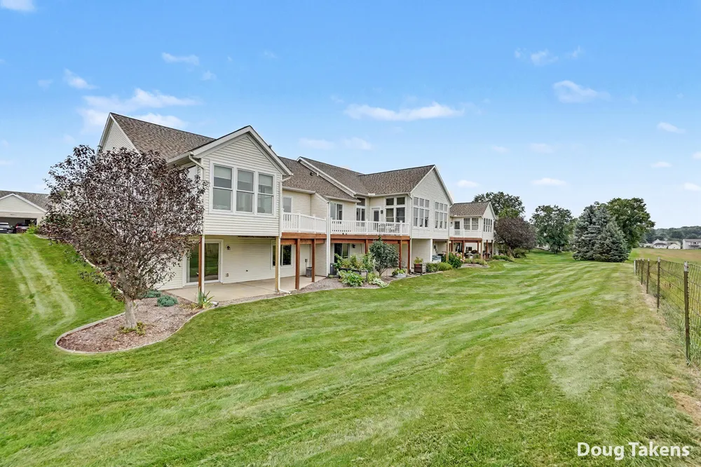 8215 Stoney Lane SW Byron Center, MI 49315