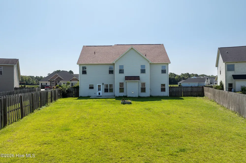304 SW Plantation Drive Maple Hill, NC 28454