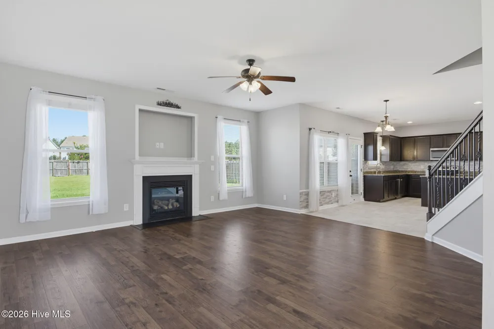304 SW Plantation Drive Maple Hill, NC 28454