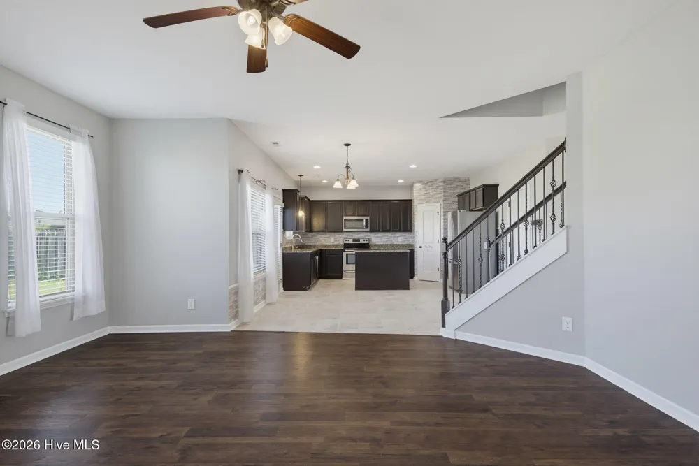 304 SW Plantation Drive Maple Hill, NC 28454