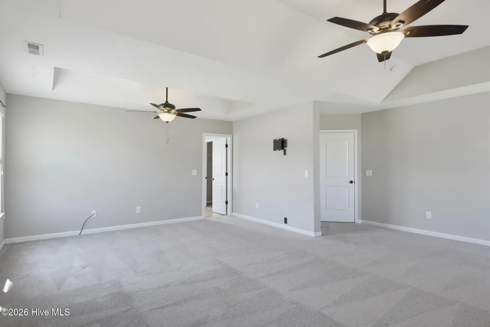 304 SW Plantation Drive Maple Hill, NC 28454