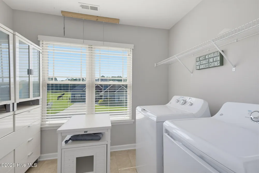 304 SW Plantation Drive Maple Hill, NC 28454