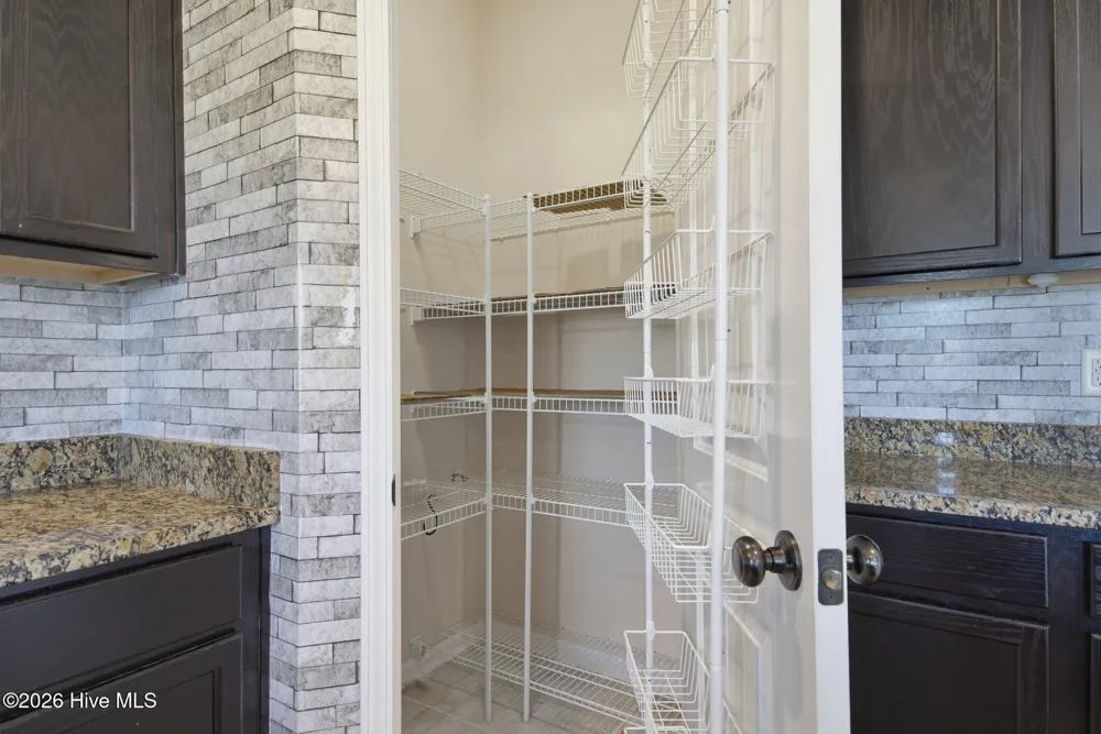 304 SW Plantation Drive Maple Hill, NC 28454