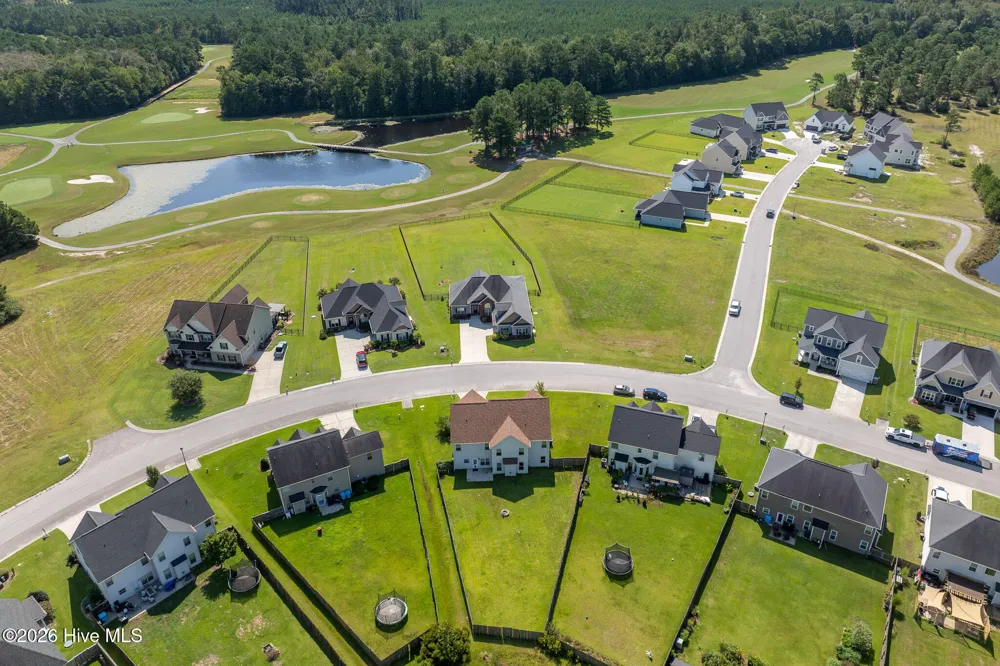 304 SW Plantation Drive Maple Hill, NC 28454