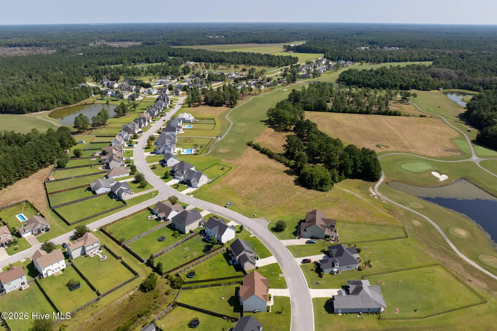 304 SW Plantation Drive Maple Hill, NC 28454