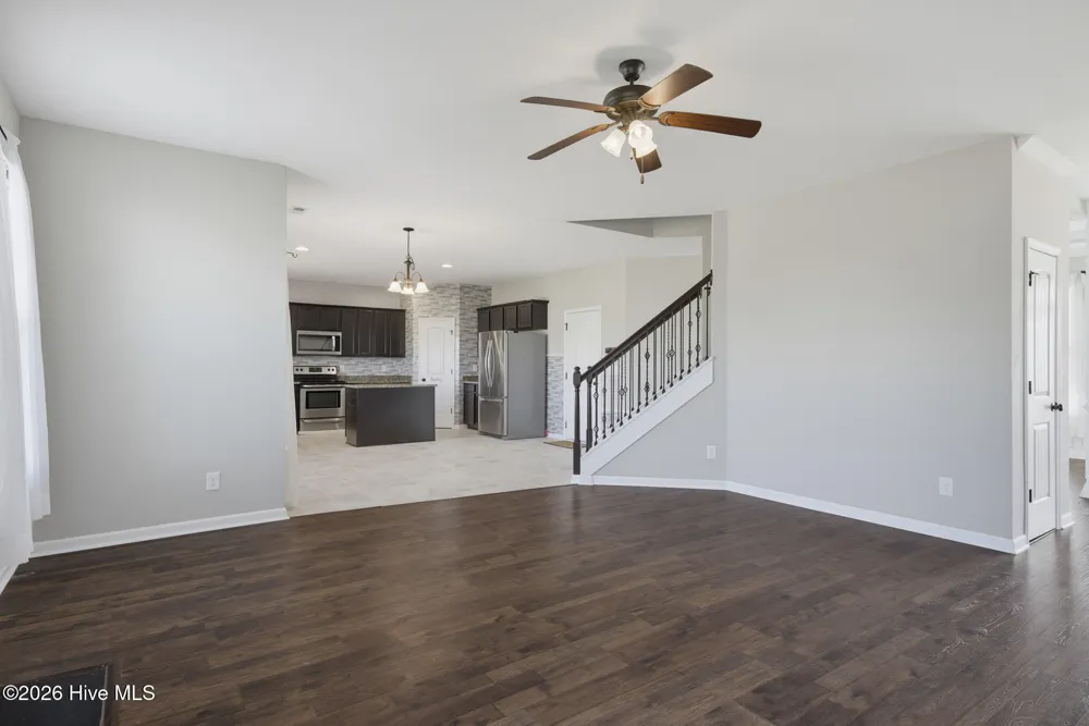 304 SW Plantation Drive Maple Hill, NC 28454