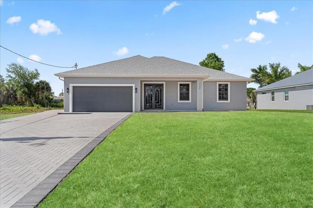 7427 SEA MIST DRIVE Port Charlotte, FL 33981