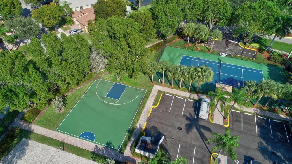 5040 Heron Place Coconut Creek, FL 33073