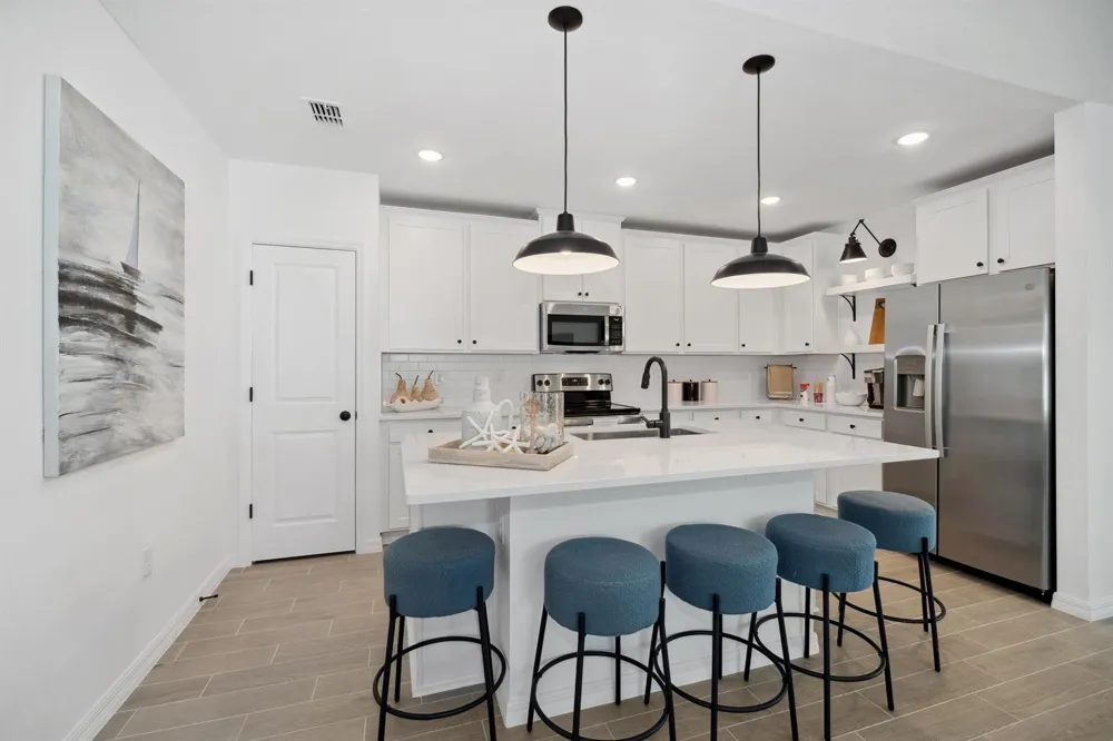 802 UPLAND AVENUE SE Palm Bay, FL 32909