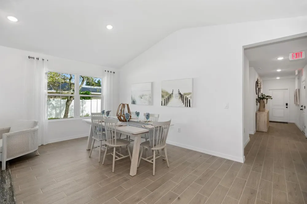 802 UPLAND AVENUE SE Palm Bay, FL 32909