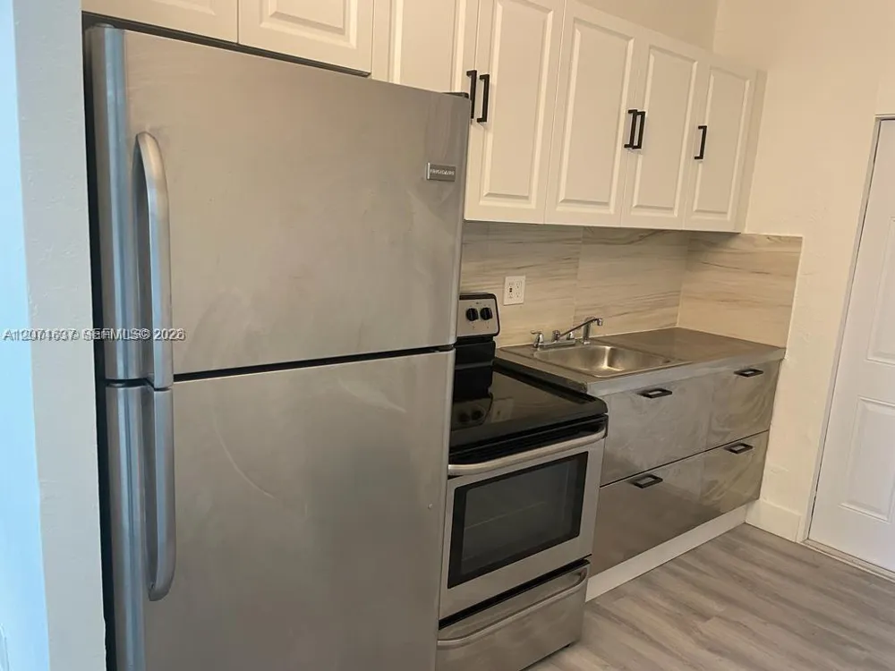 170 10035 #B Unincorporated Dade County, FL 33157