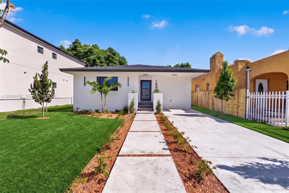 1889 NW 47th Ter Miami, FL 33142
