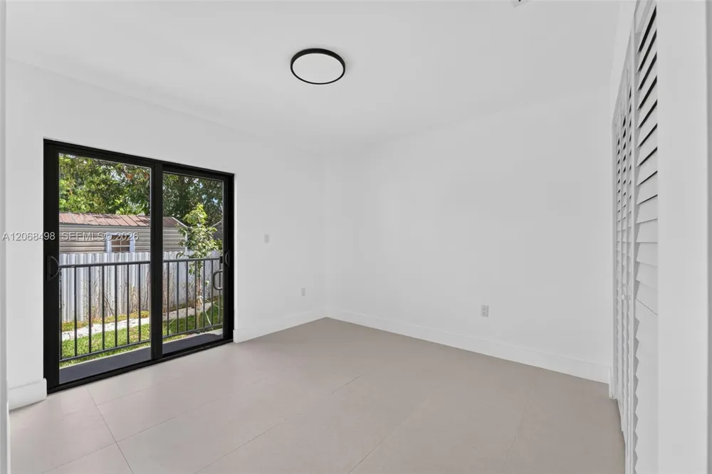 1889 NW 47th Ter Miami, FL 33142