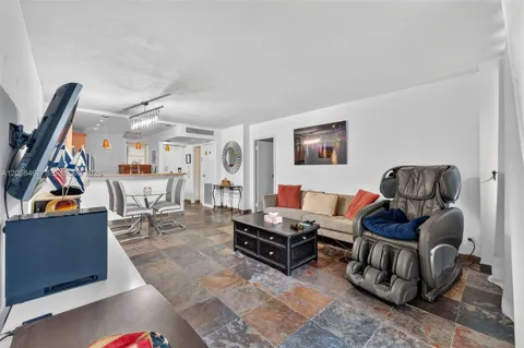 3301 Country Club Dr #110